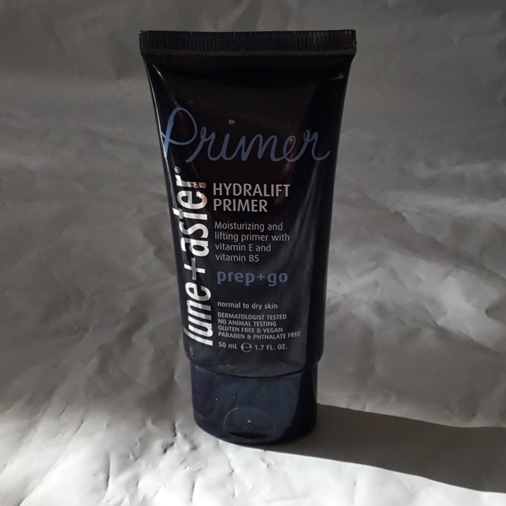 Lune + Aster Realglow Primer